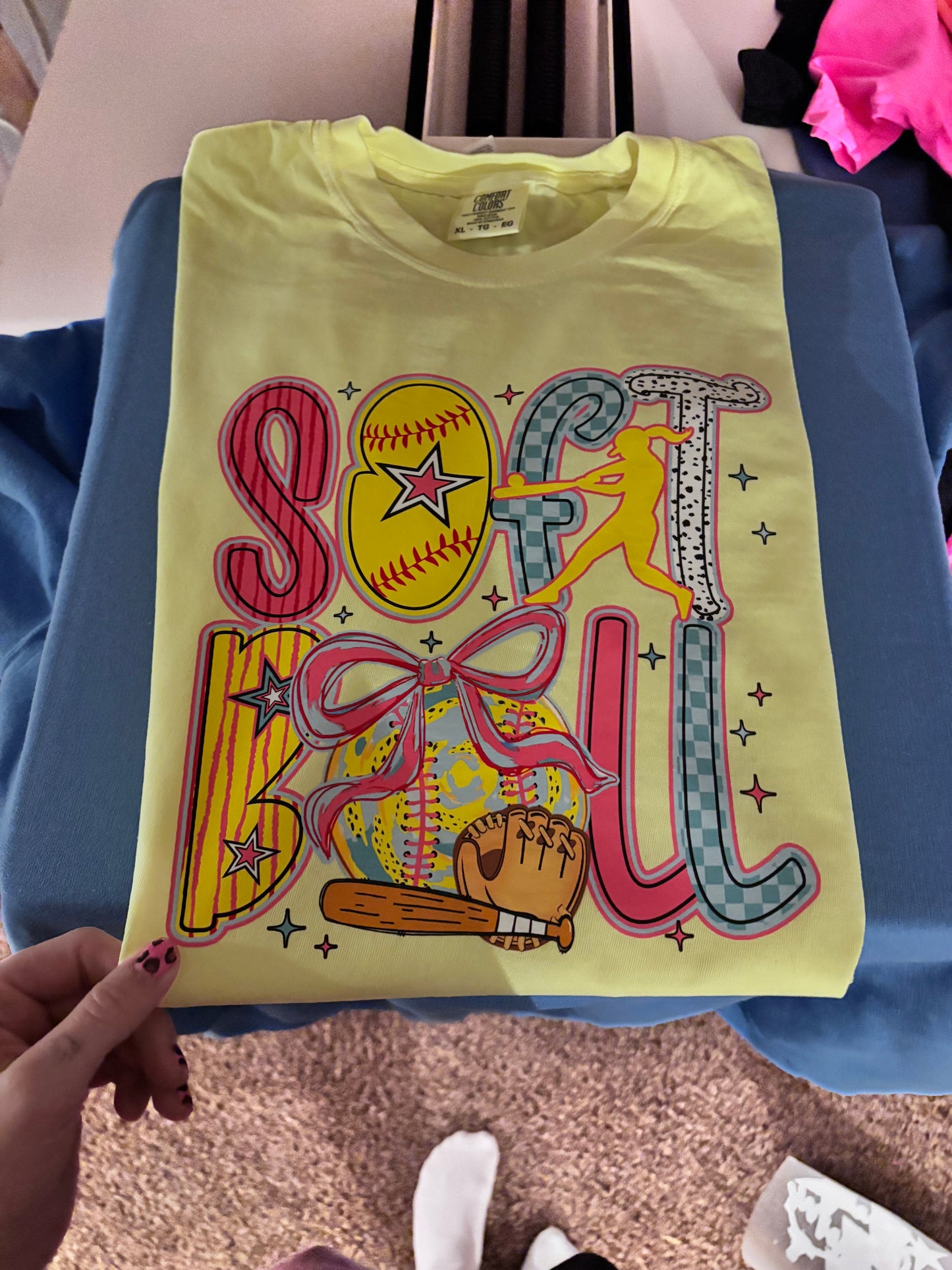 Softball tee