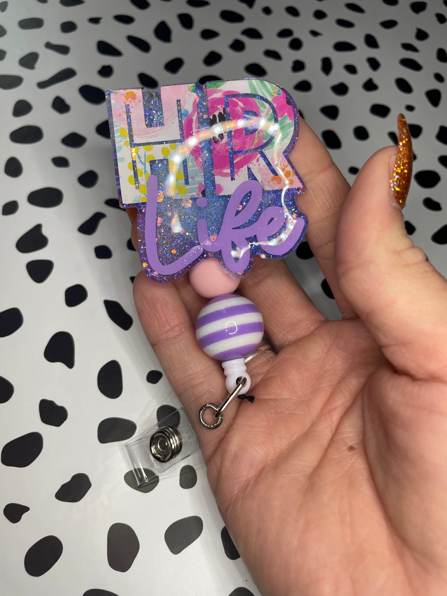 HR LIFE badge reel